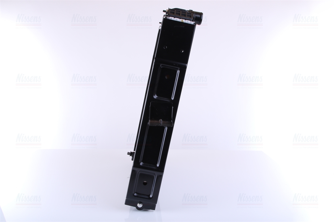 Engine cooling radiator Nissens 66622