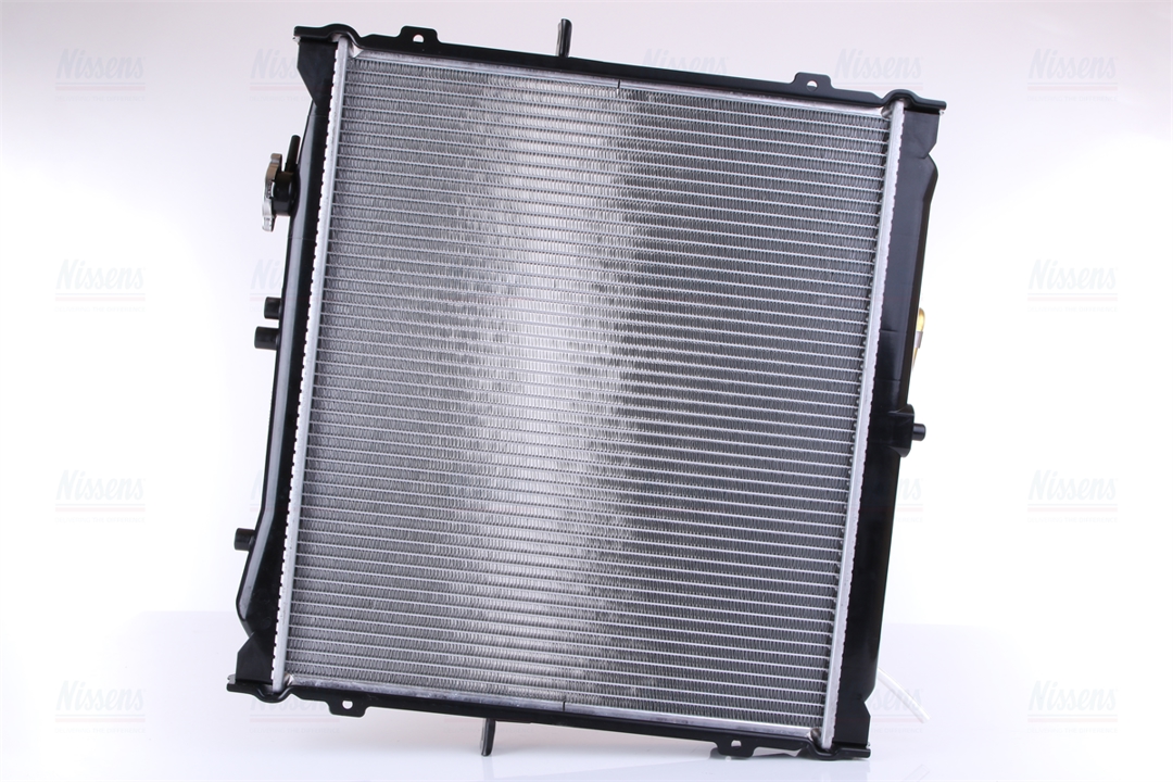 Engine cooling radiator Nissens 66643