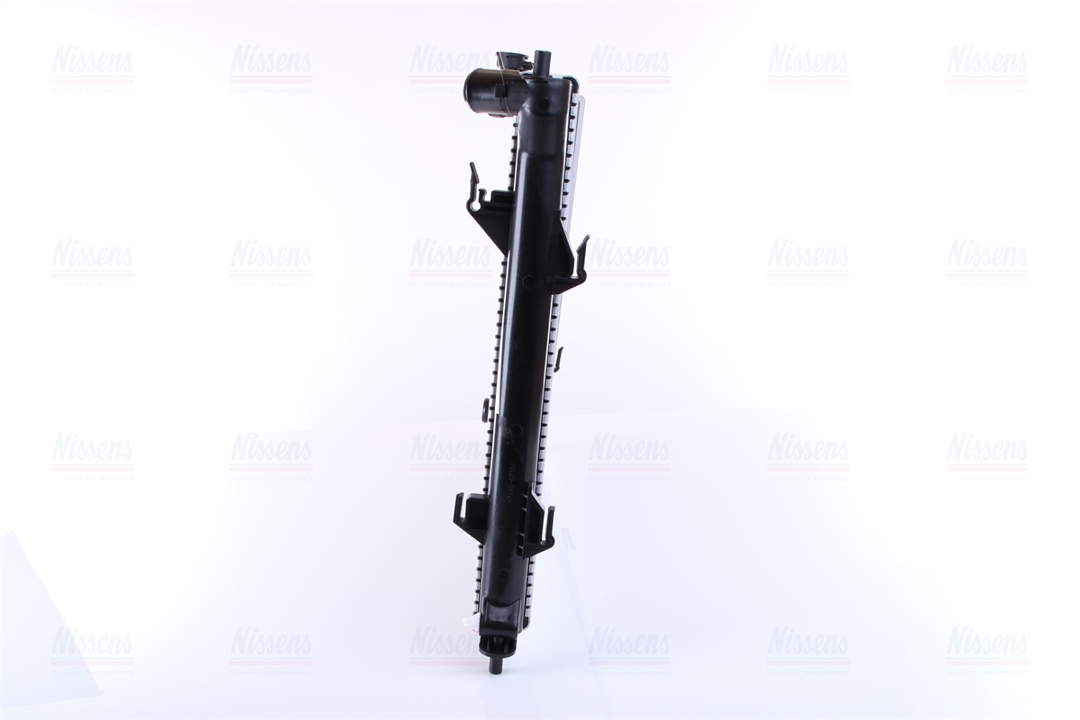 Engine cooling radiator Nissens 66674