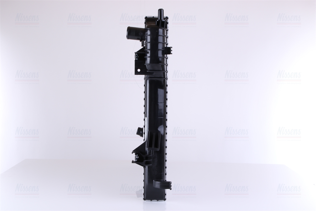 Engine cooling radiator Nissens 66706