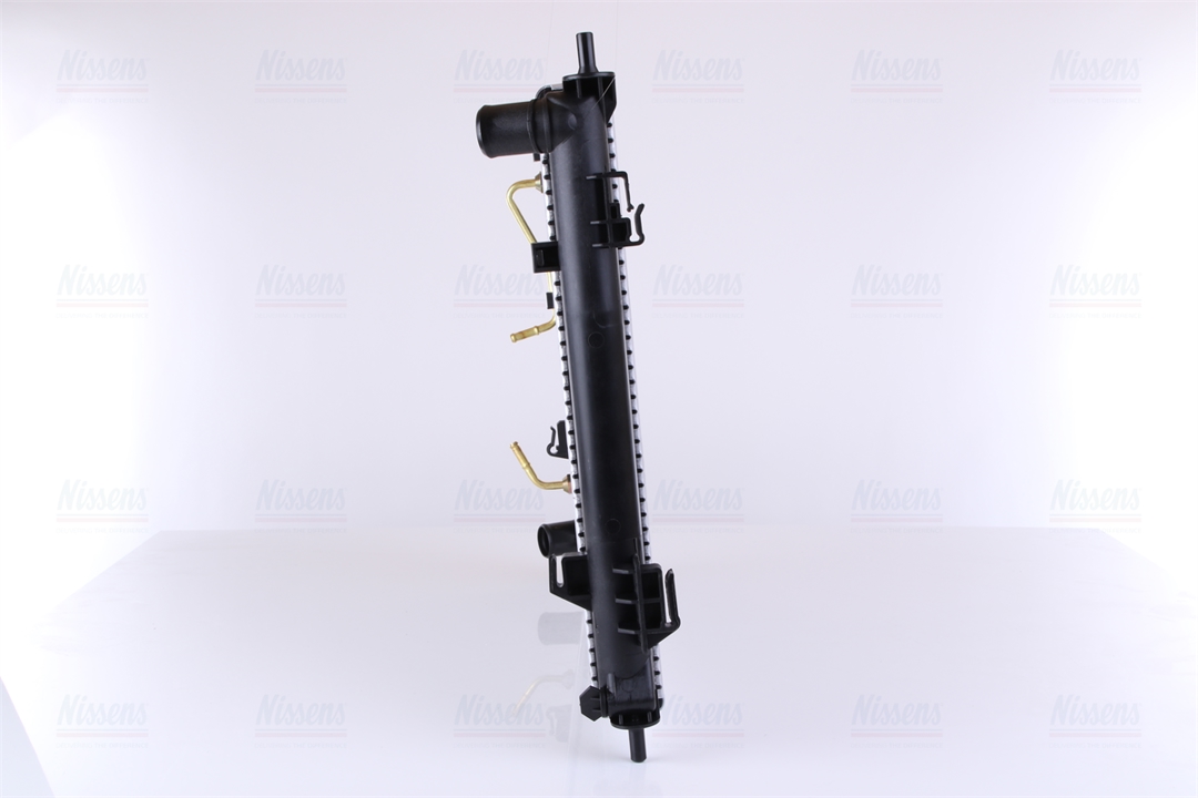 Engine cooling radiator Nissens 66730