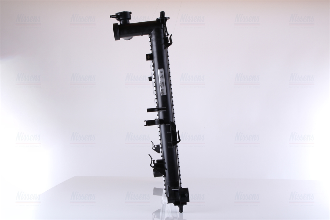 Engine cooling radiator Nissens 66780
