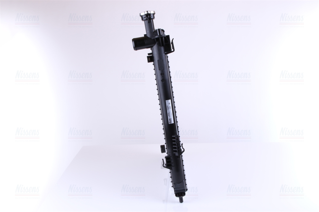 Engine cooling radiator Nissens 66782