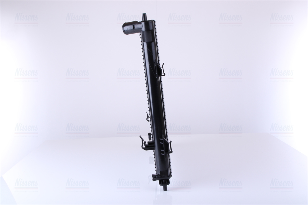Engine cooling radiator Nissens 67077
