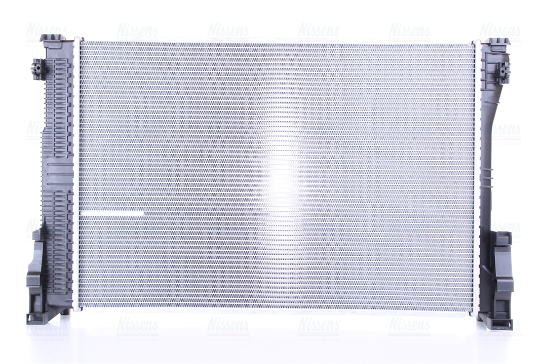 Engine cooling radiator Nissens 67101