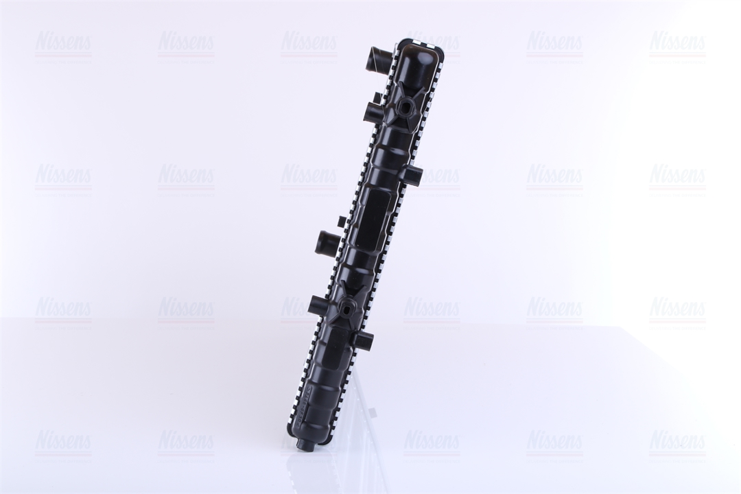 Engine cooling radiator Nissens 67301