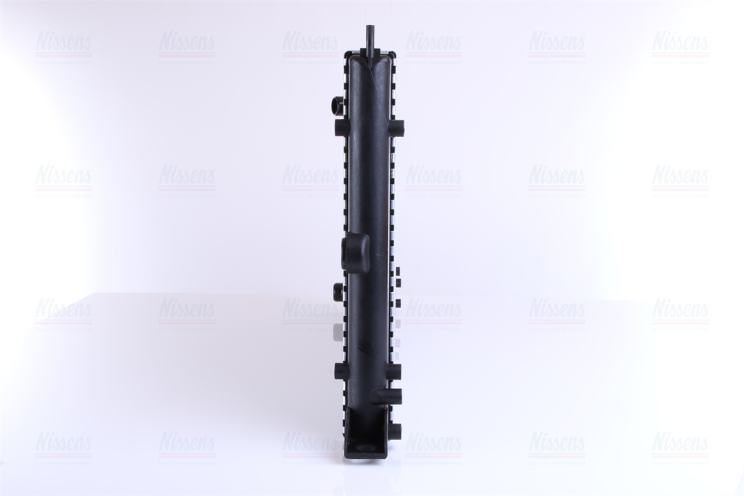 Engine cooling radiator Nissens 67304