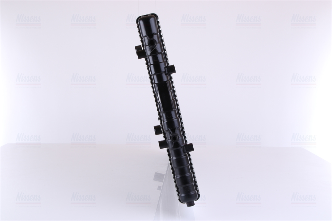 Engine cooling radiator Nissens 67302