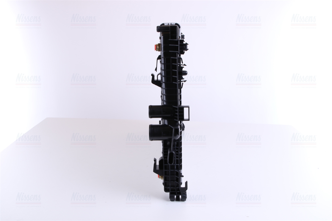 Engine cooling radiator Nissens 67174