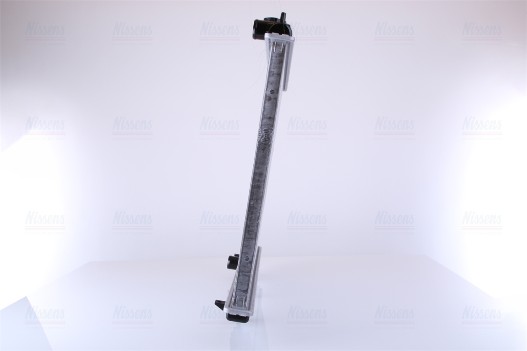 Engine cooling radiator Nissens 67356
