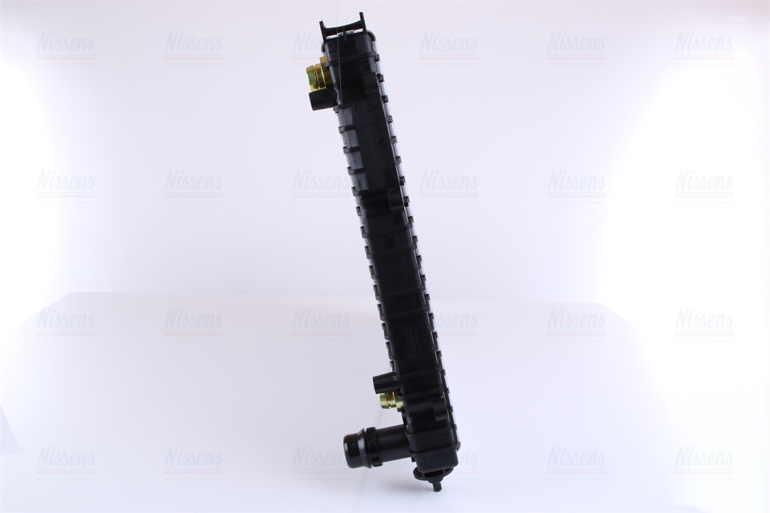 Engine cooling radiator Nissens 60493A