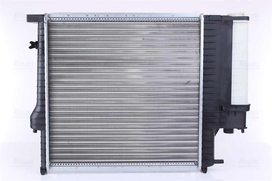 Engine cooling radiator Nissens 60613A