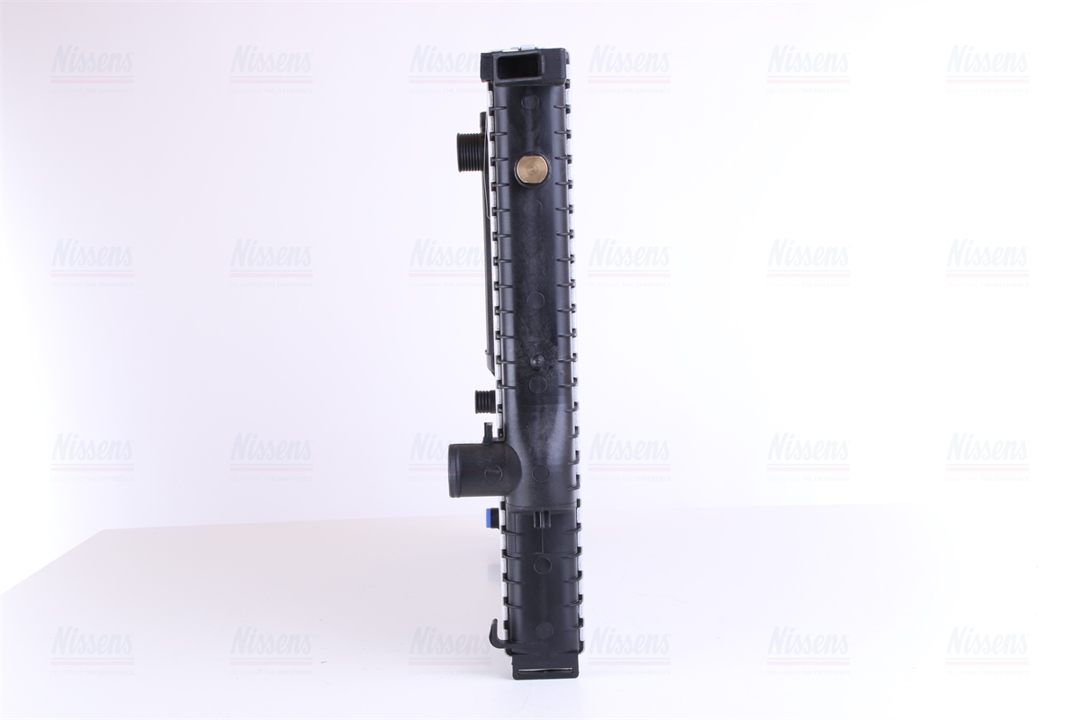 Engine cooling radiator Nissens 60623A