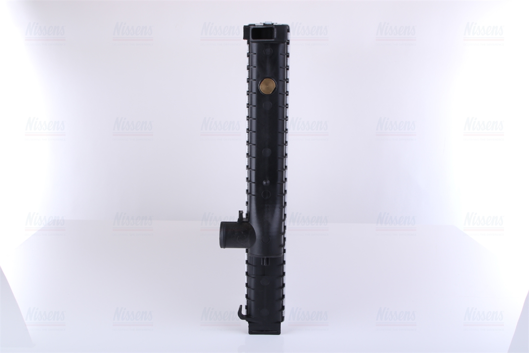 Engine cooling radiator Nissens 60693A