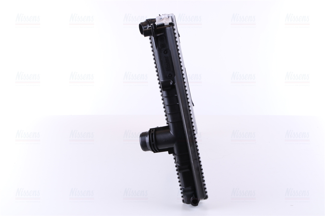 Engine cooling radiator Nissens 60816
