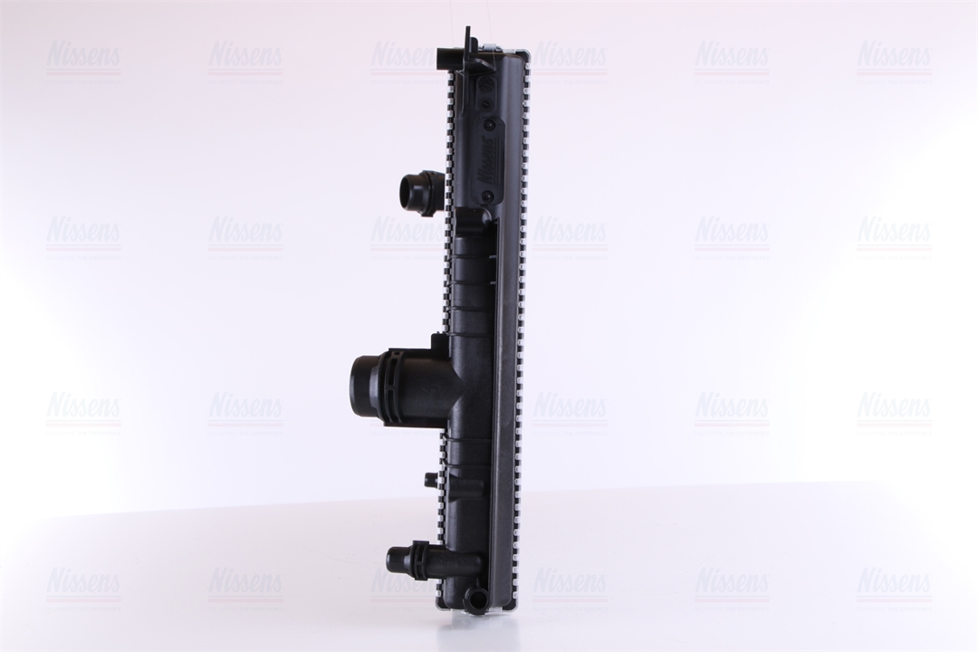 Engine cooling radiator Nissens 60817