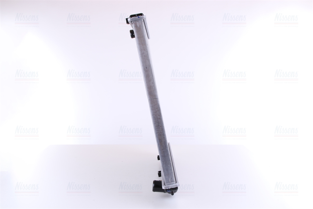 Engine cooling radiator Nissens 60852