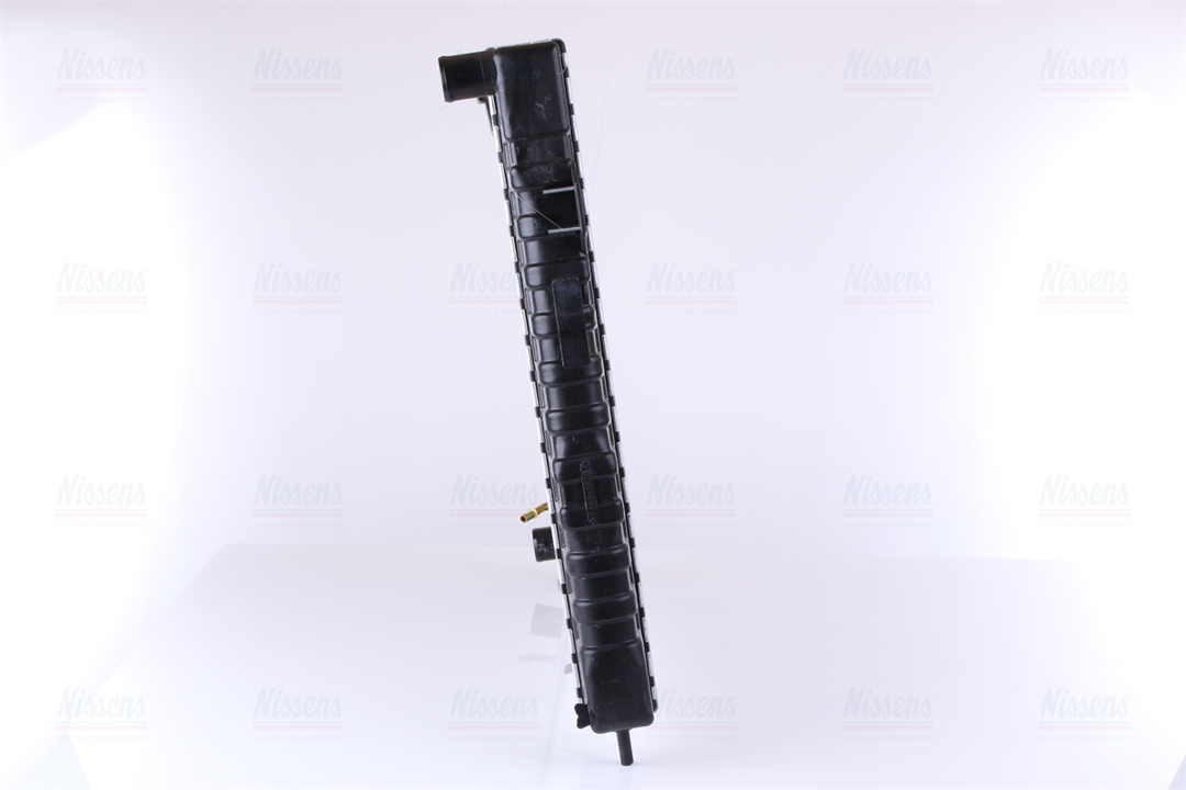 Engine cooling radiator Nissens 609891