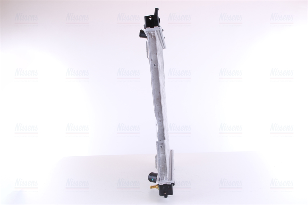 Engine cooling radiator Nissens 61002