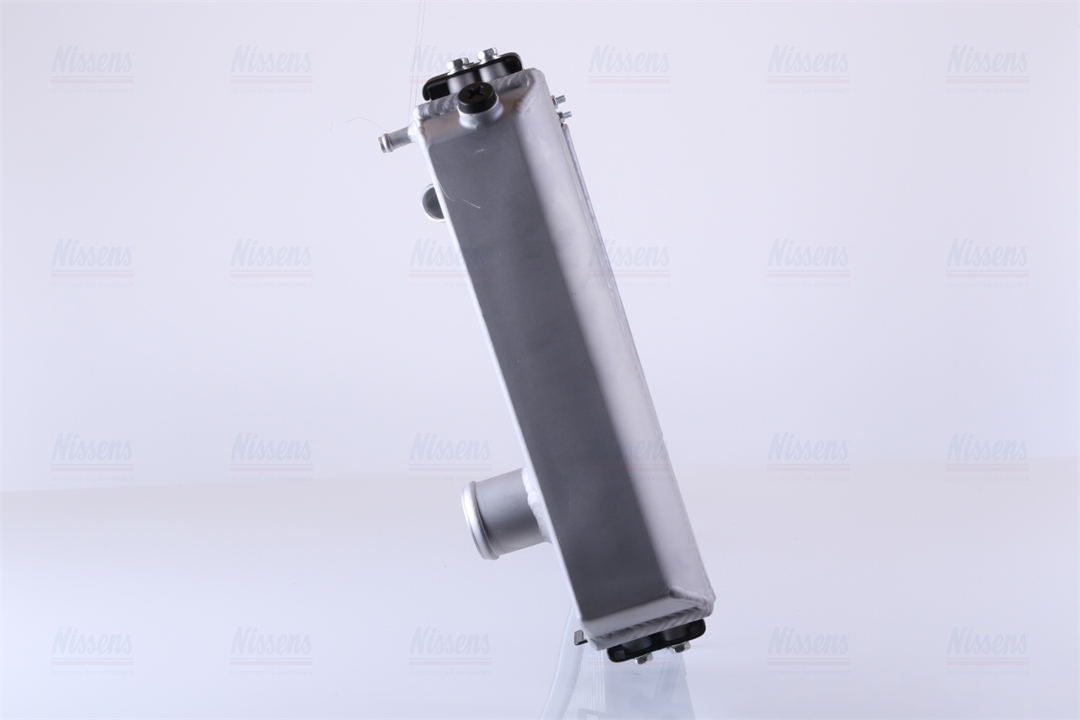 Engine cooling radiator Nissens 61008