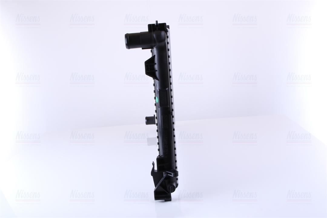 Engine cooling radiator Nissens 61018A