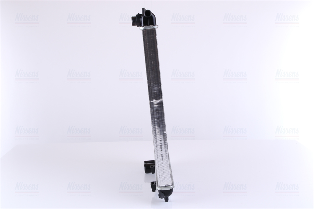 Engine cooling radiator Nissens 61279