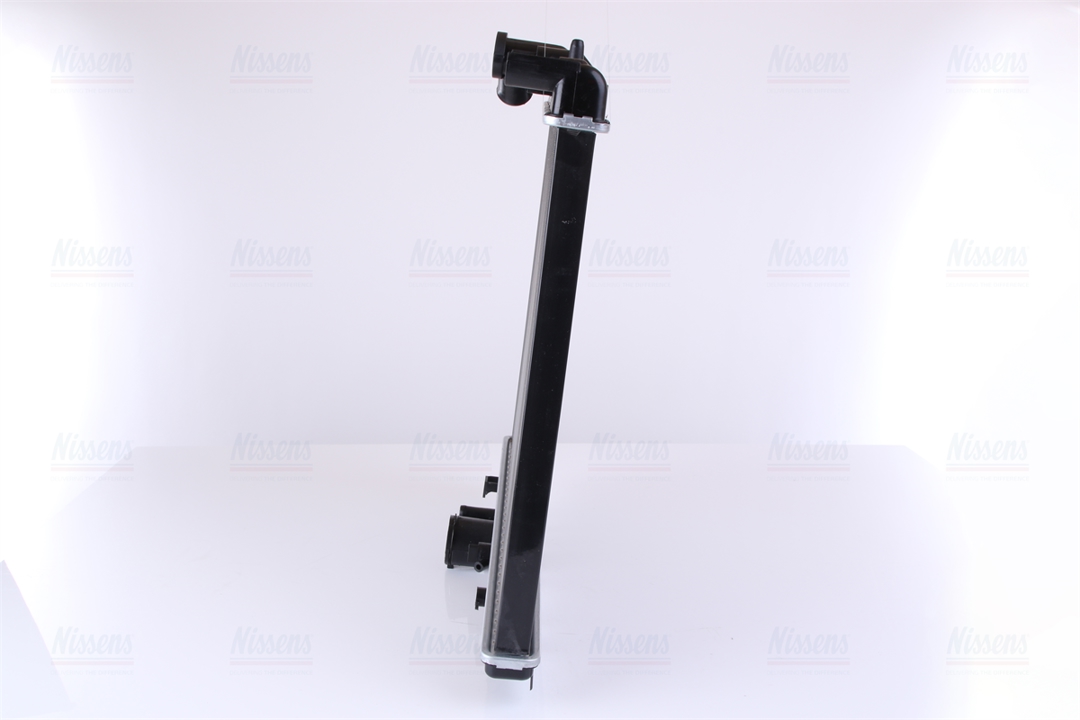 Engine cooling radiator Nissens 61295A