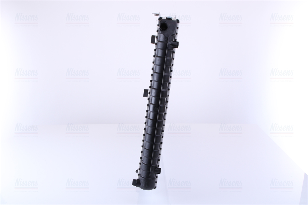 Engine cooling radiator Nissens 61390A