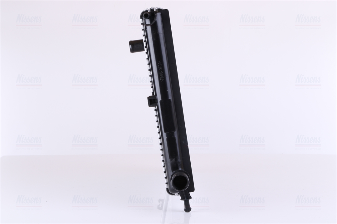Engine cooling radiator Nissens 61397
