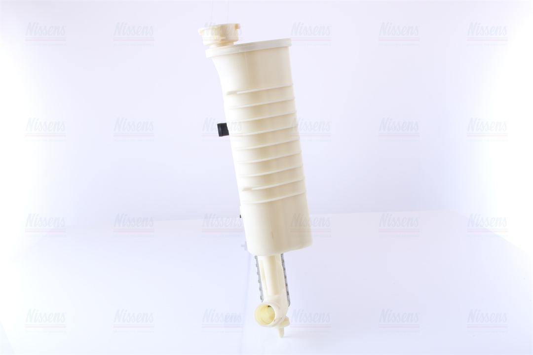 Engine cooling radiator Nissens 61399A