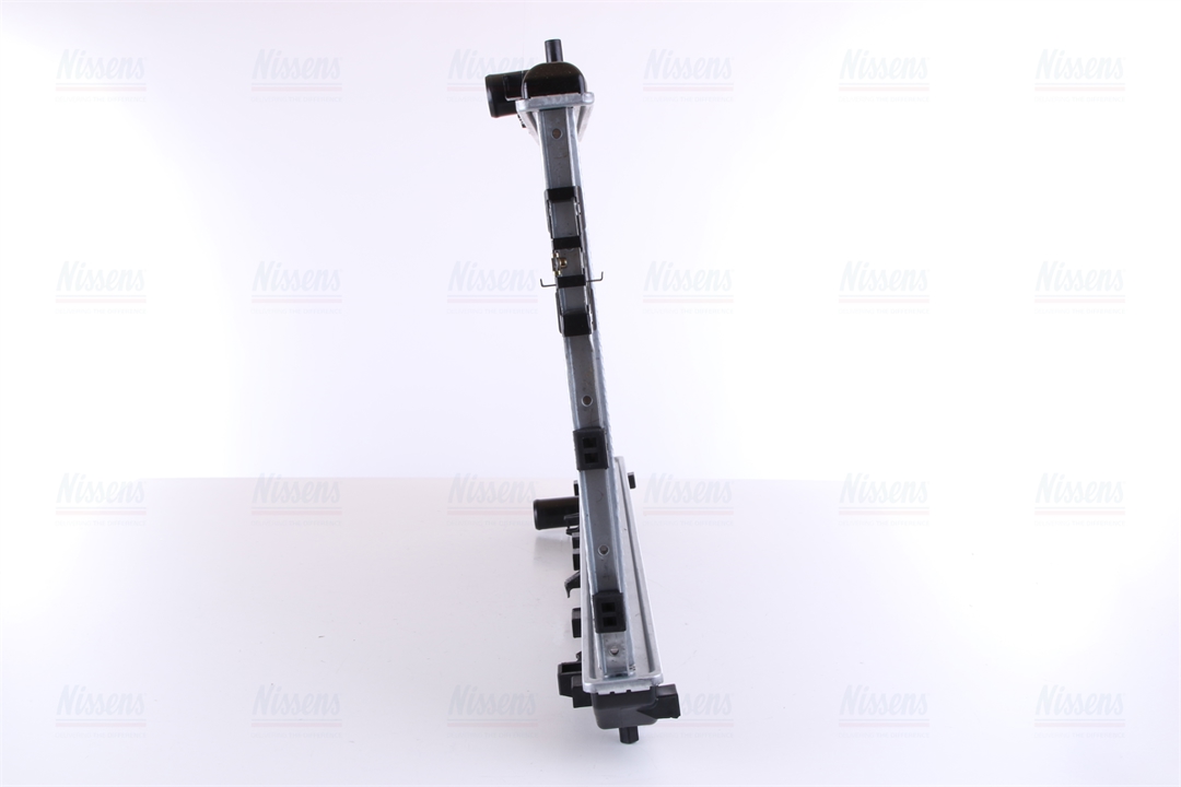 Engine cooling radiator Nissens 61633
