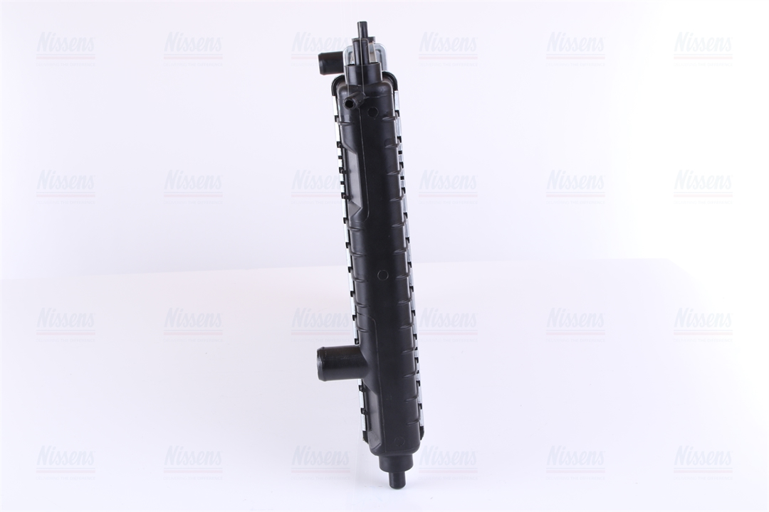 Engine cooling radiator Nissens 61653
