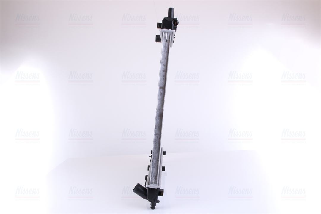 Engine cooling radiator Nissens 61642