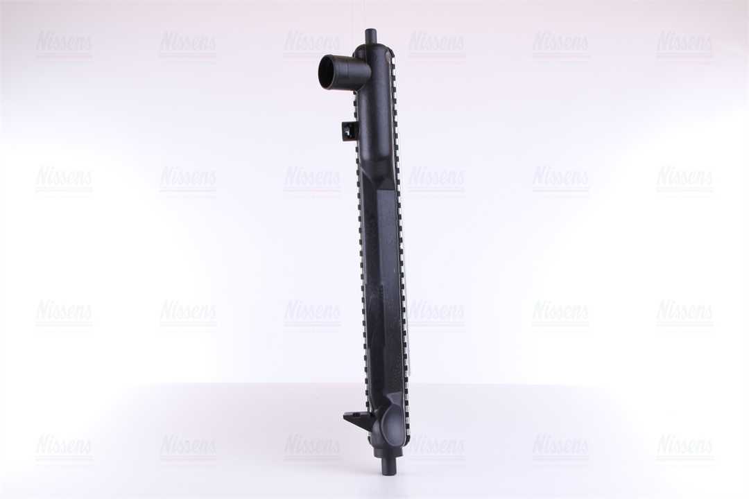 Engine cooling radiator Nissens 61654