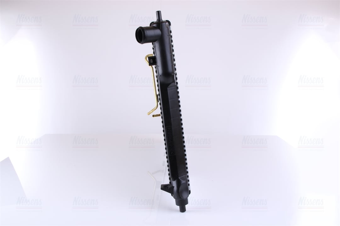 Engine cooling radiator Nissens 616551