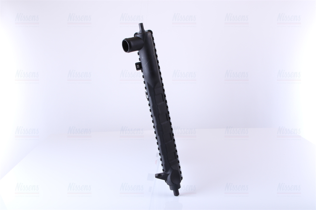 Engine cooling radiator Nissens 616671