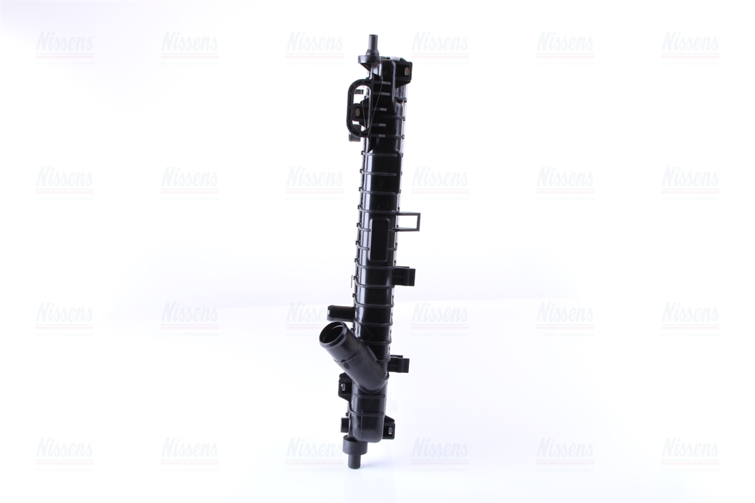 Engine cooling radiator Nissens 61687