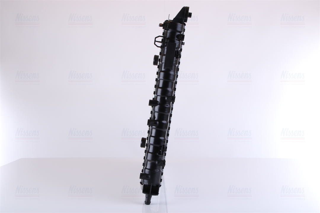 Engine cooling radiator Nissens 61847