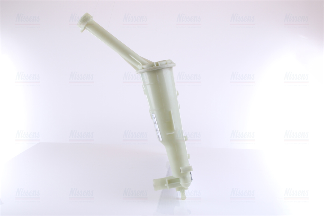 Engine cooling radiator Nissens 61889