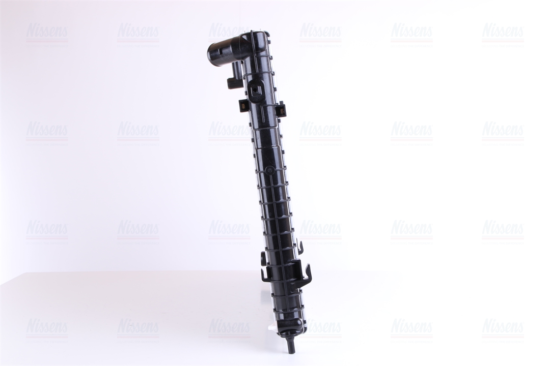 Engine cooling radiator Nissens 67479