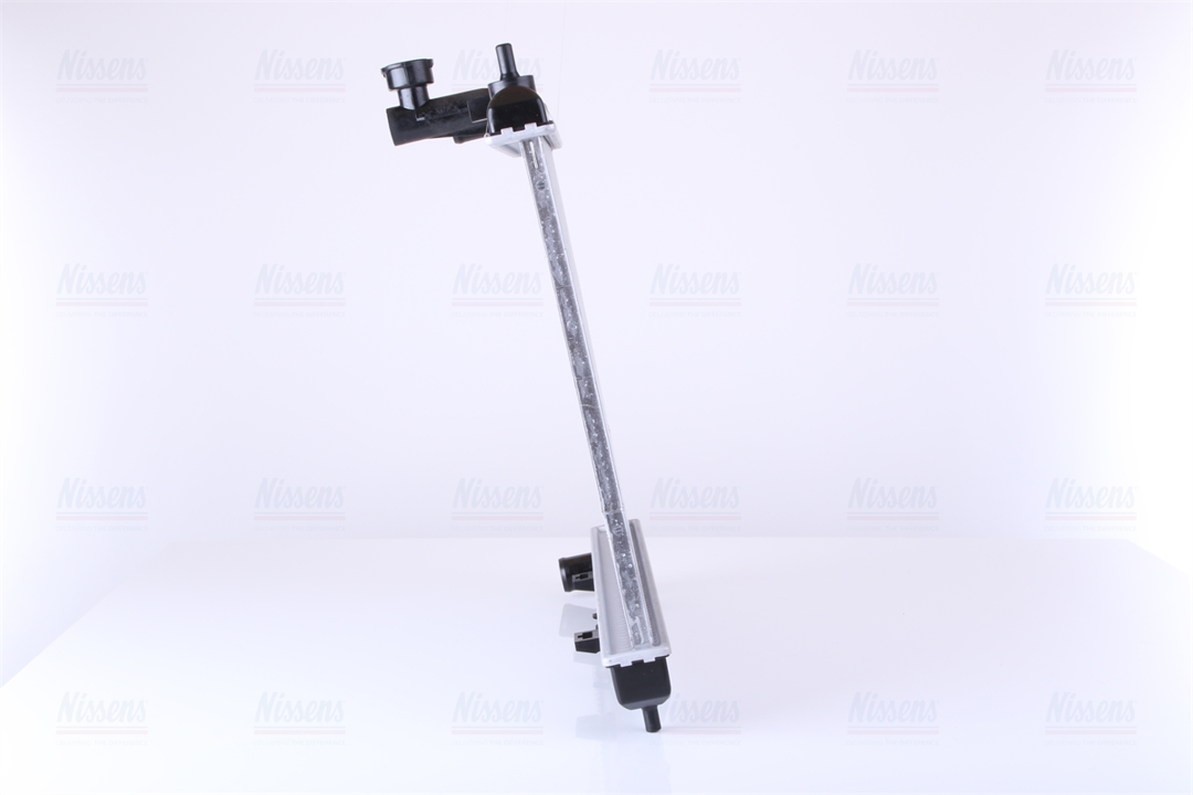 Engine cooling radiator Nissens 67495