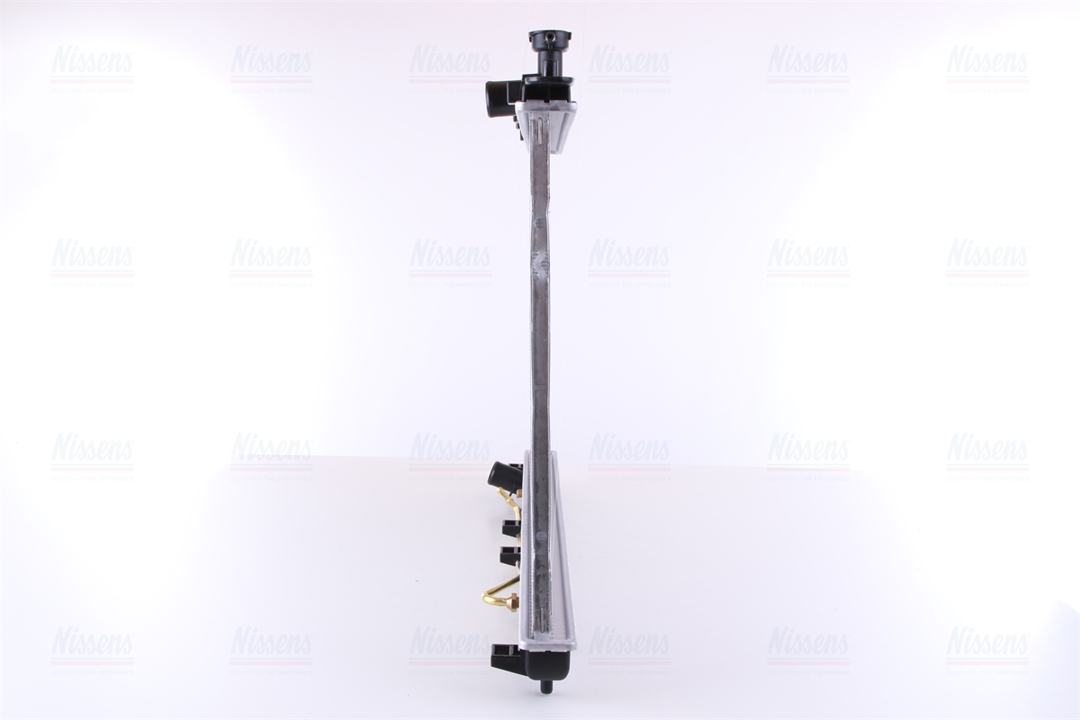 Engine cooling radiator Nissens 67505