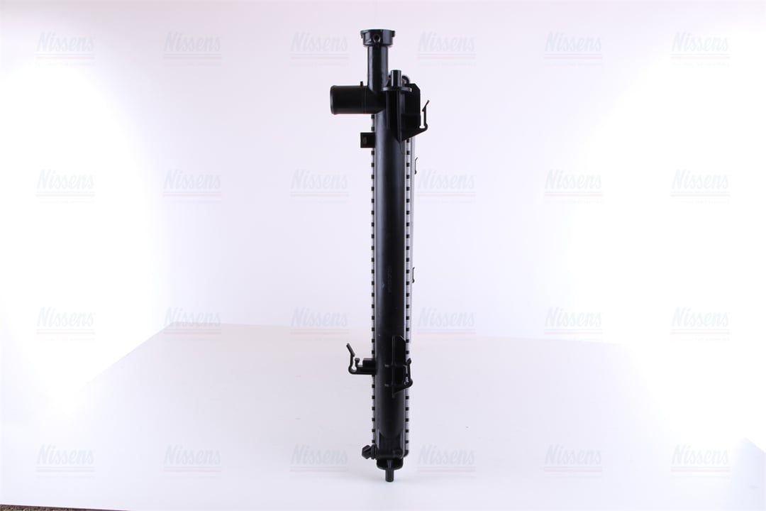 Engine cooling radiator Nissens 67521