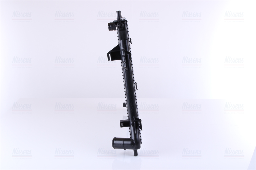 Engine cooling radiator Nissens 67603