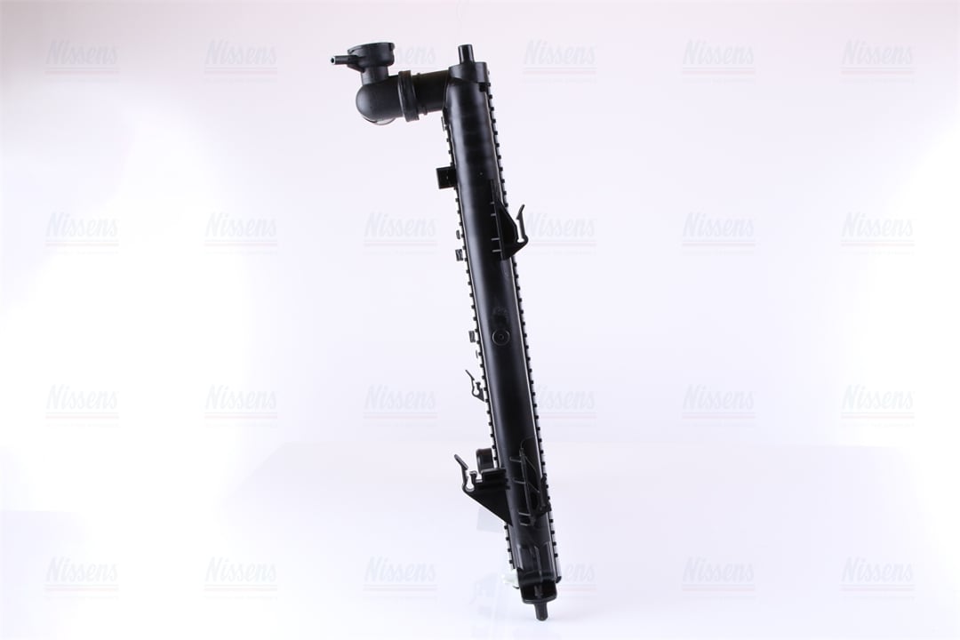 Engine cooling radiator Nissens 67606