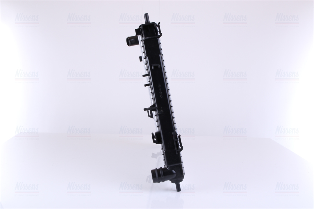 Engine cooling radiator Nissens 67607