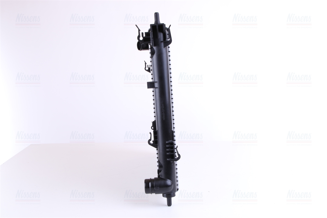 Engine cooling radiator Nissens 67611