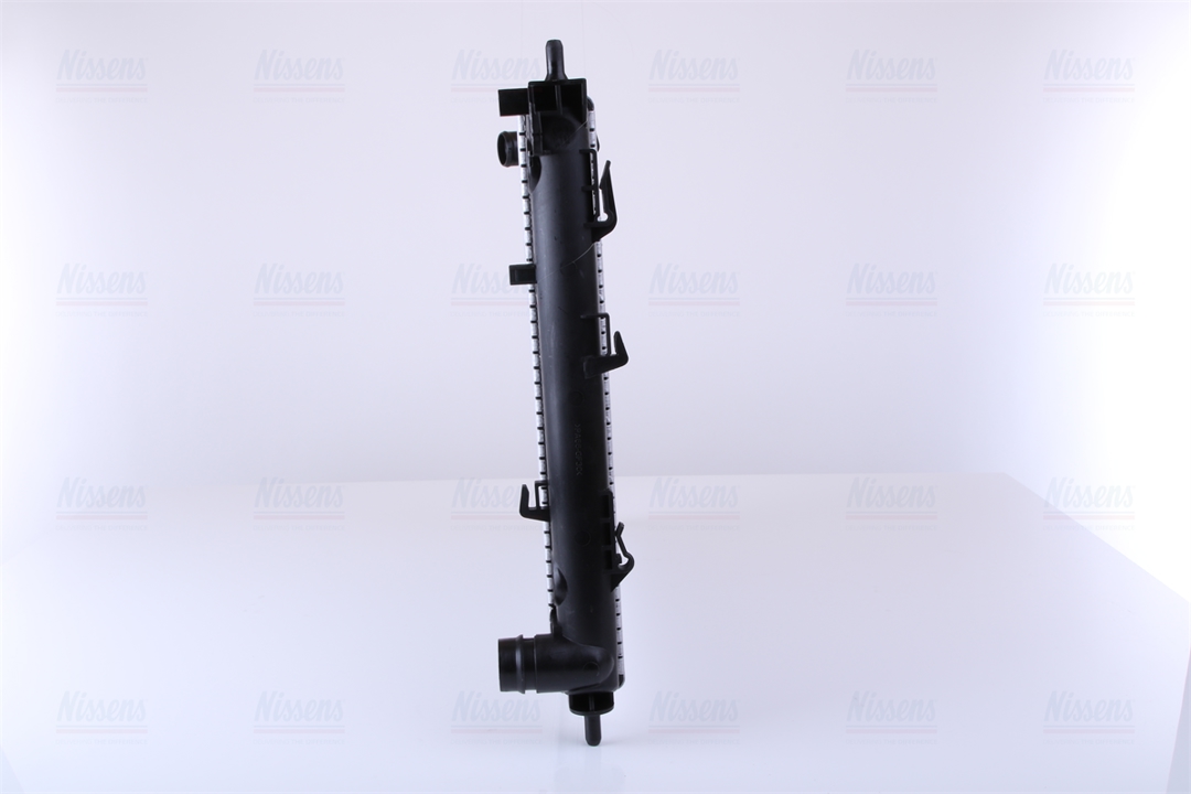 Engine cooling radiator Nissens 67609