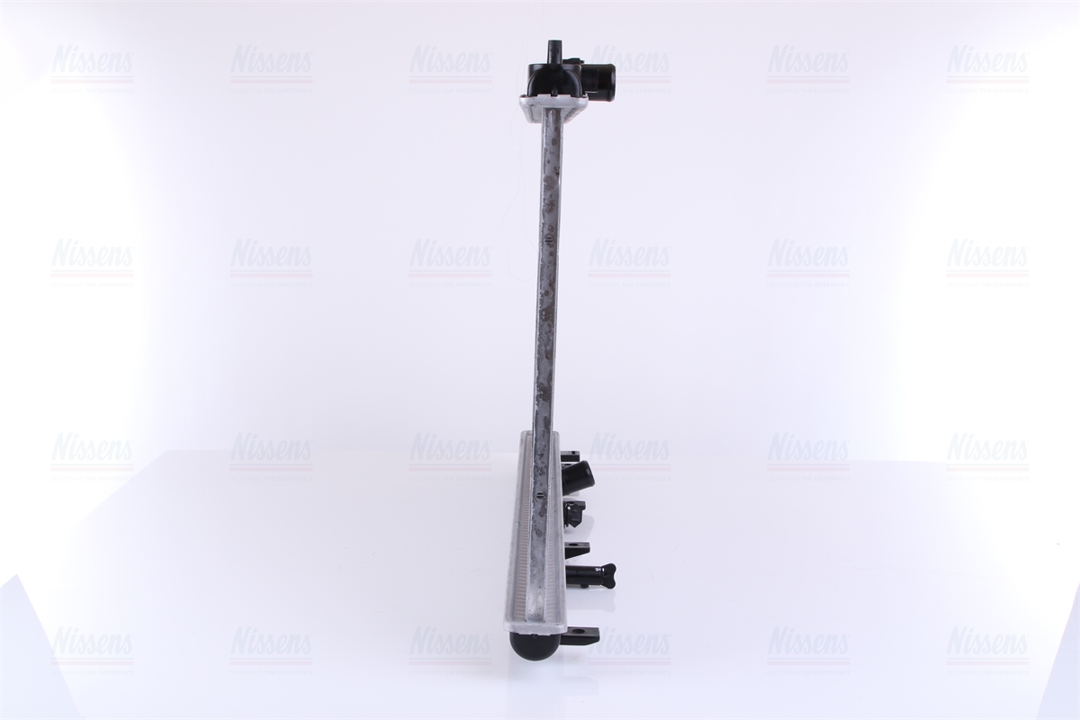 Engine cooling radiator Nissens 68103