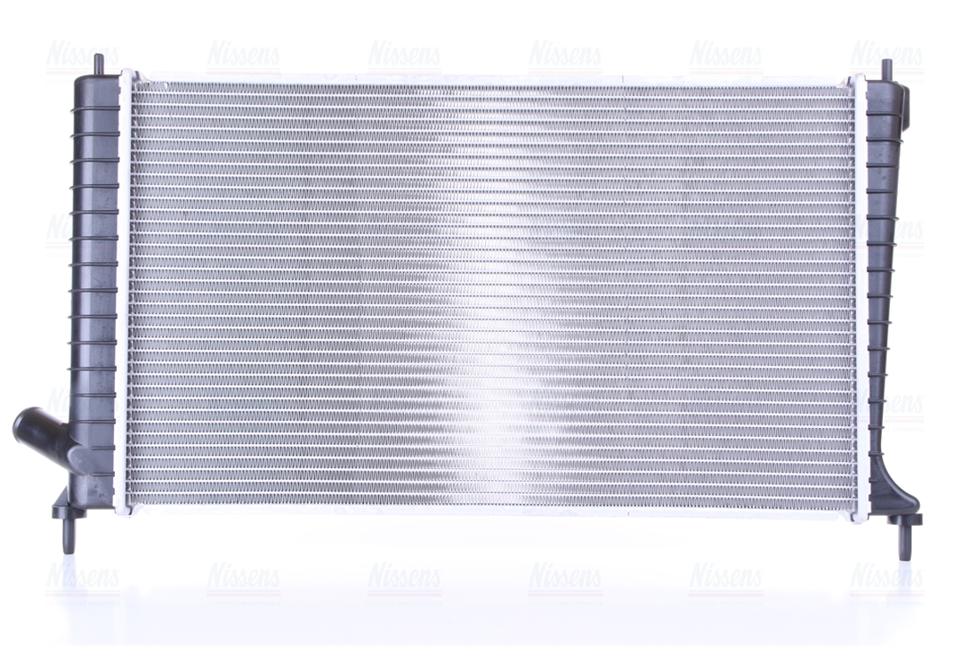 Engine cooling radiator Nissens 68005A